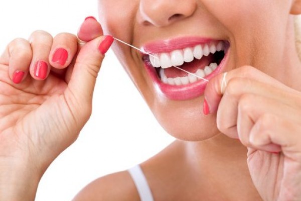Pravilno korištenje zubnog konca