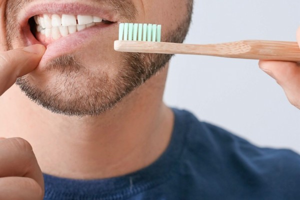 Važnost pravilne higijene nakon ugradnje implantata